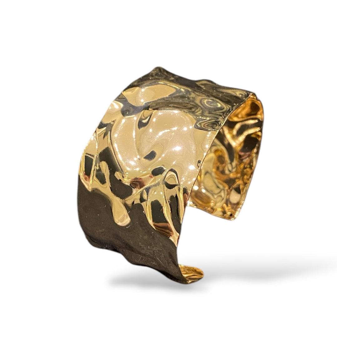 REGI BEATEN CUFF