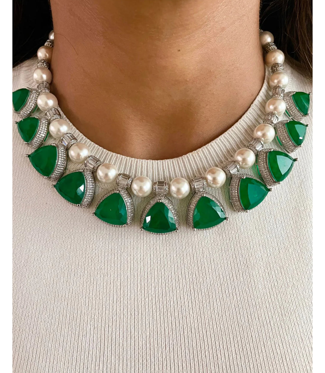 CLARISE - PEARL & GREEN DOUBLET NECKLACE