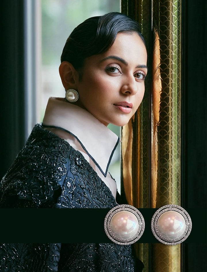 2 RIM PEARL EARRINGS