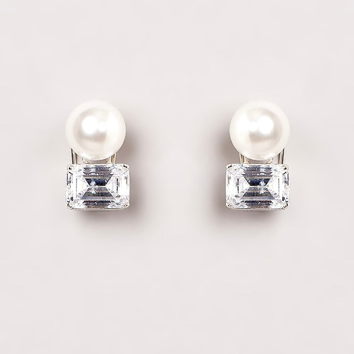 YUVS PEARL UP EMERALD STUDS