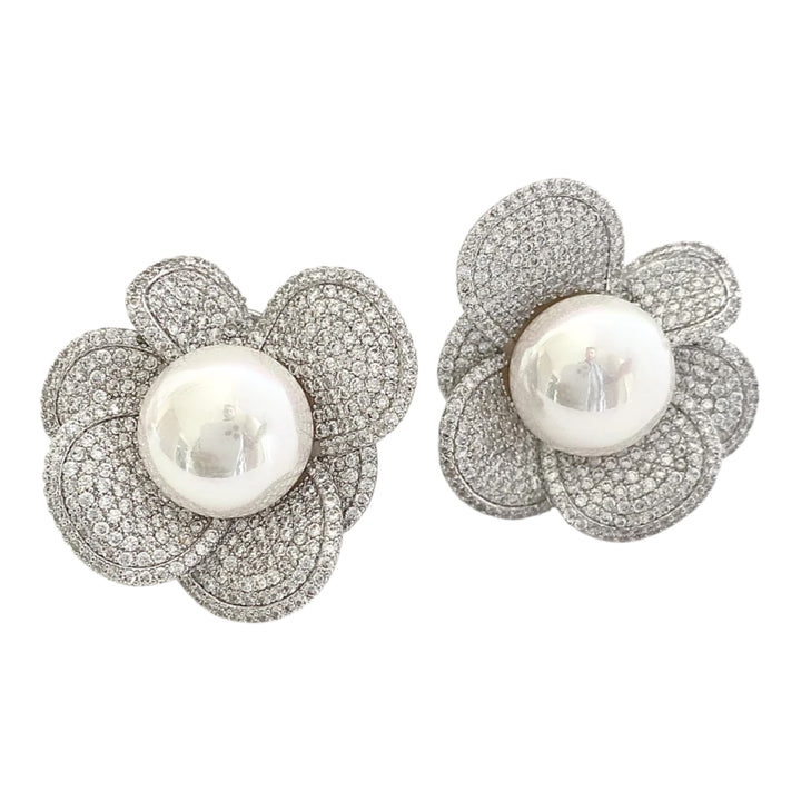 SAURASENI FLORAL STUDS